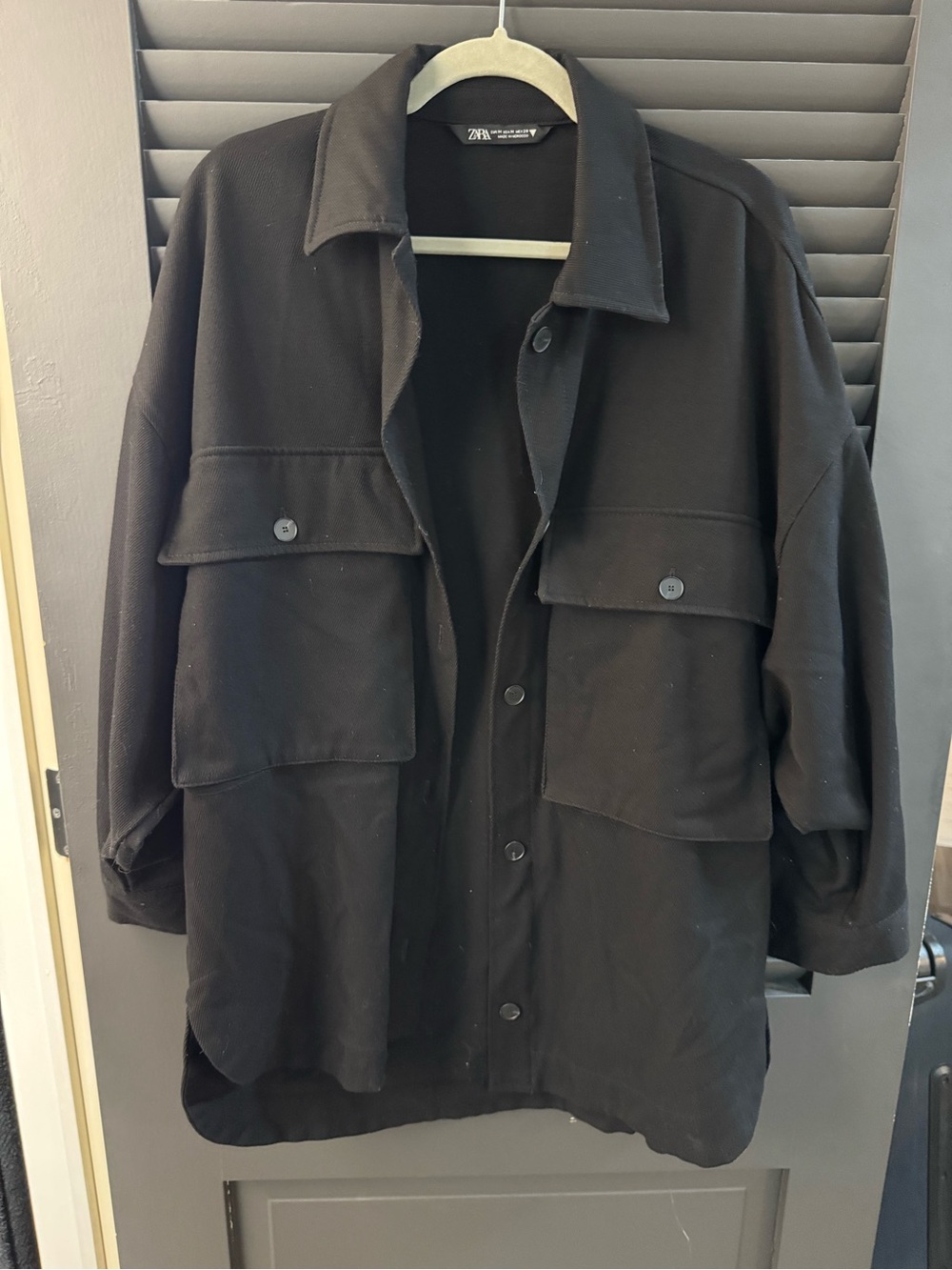 Zara Black Oversized Button-Down Utility Shirt Jacket